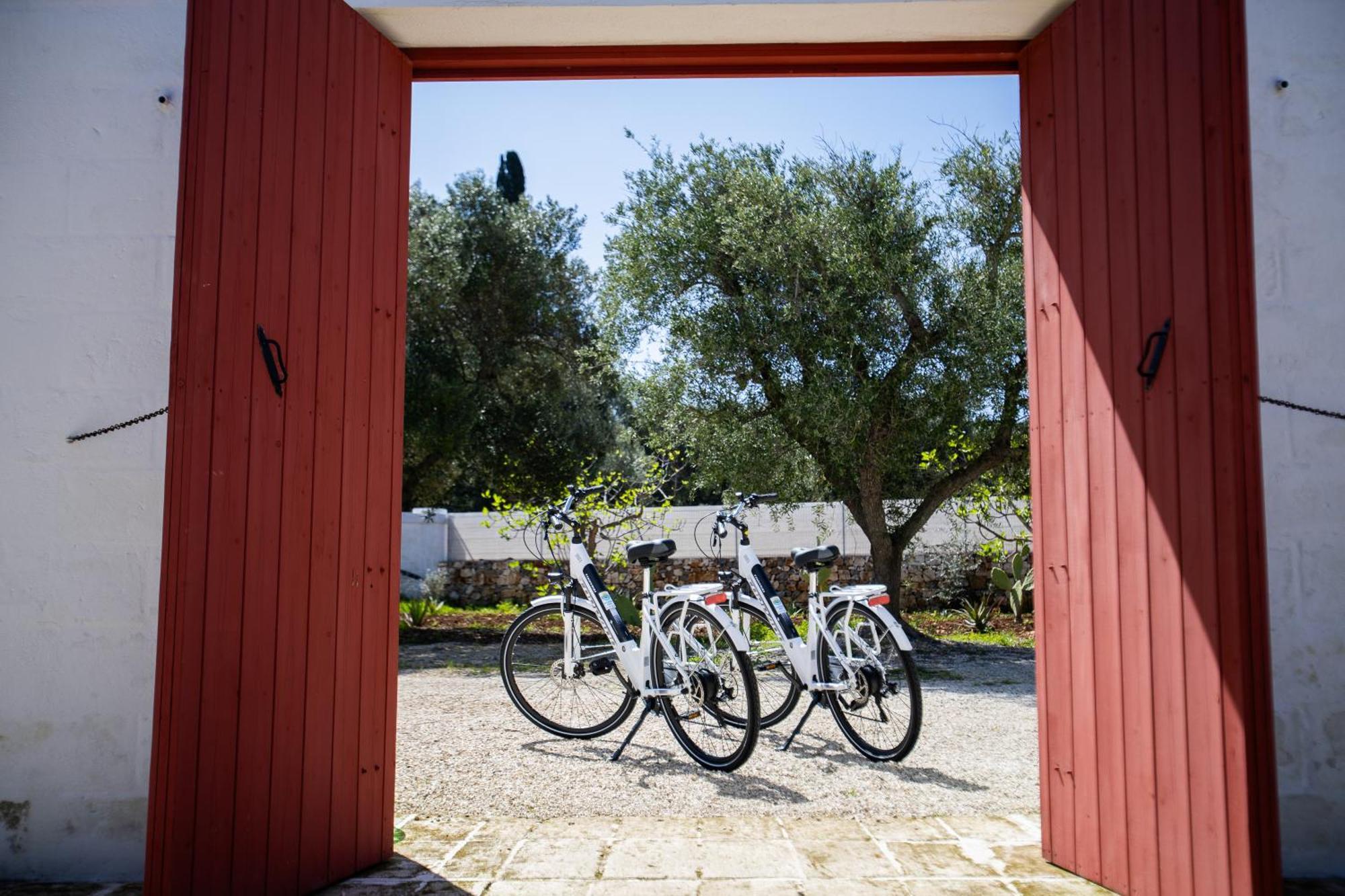 Tenuta Amostuni-Country House Dış mekan fotoğraf